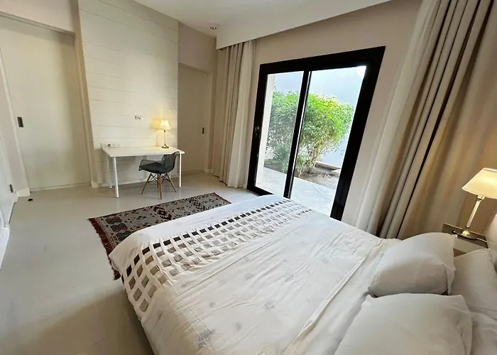 Luxury Ancient Stands One Bedroom Appartement *