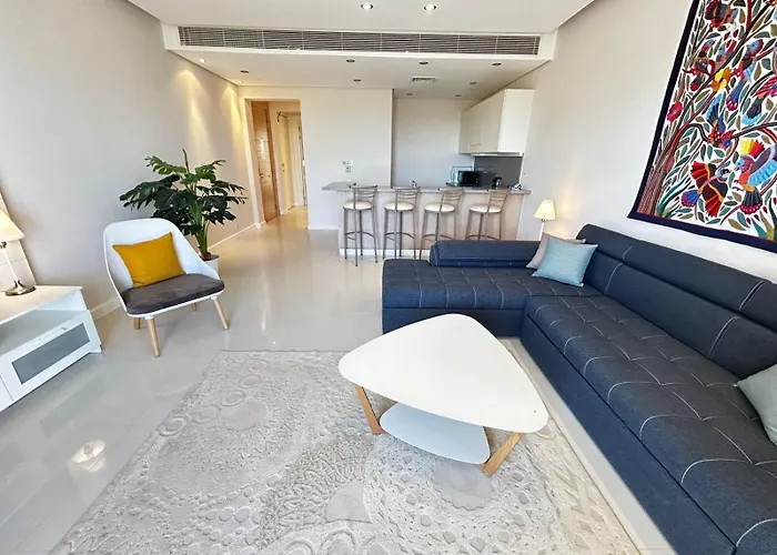 Luxury Ancient Stands One Bedroom Appartement